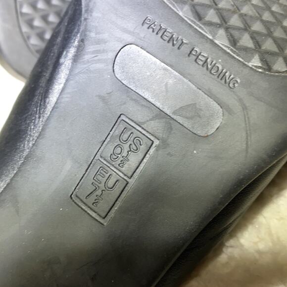 Coldwater Creek x Aerosoles Black Leather TIA DONNA Mules Heels, Sz 9.5 - Picture 8 of 10